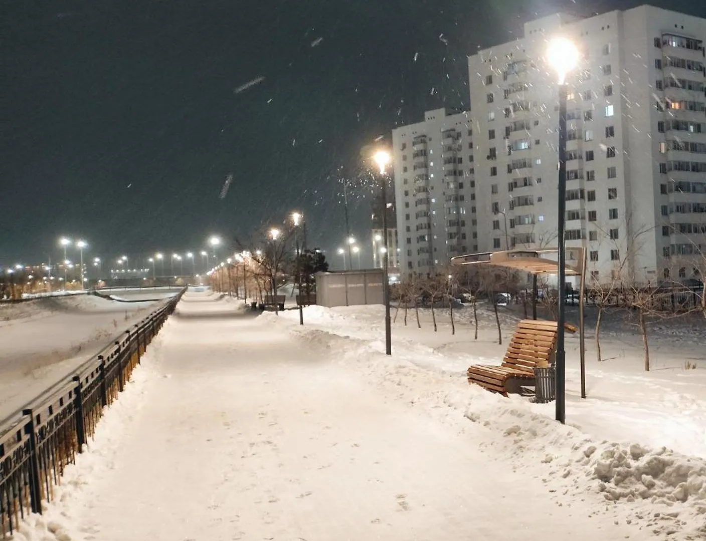 Διαμέρισμα Апартаменты Вдоль Ручья Сарыбулак Αστάνα